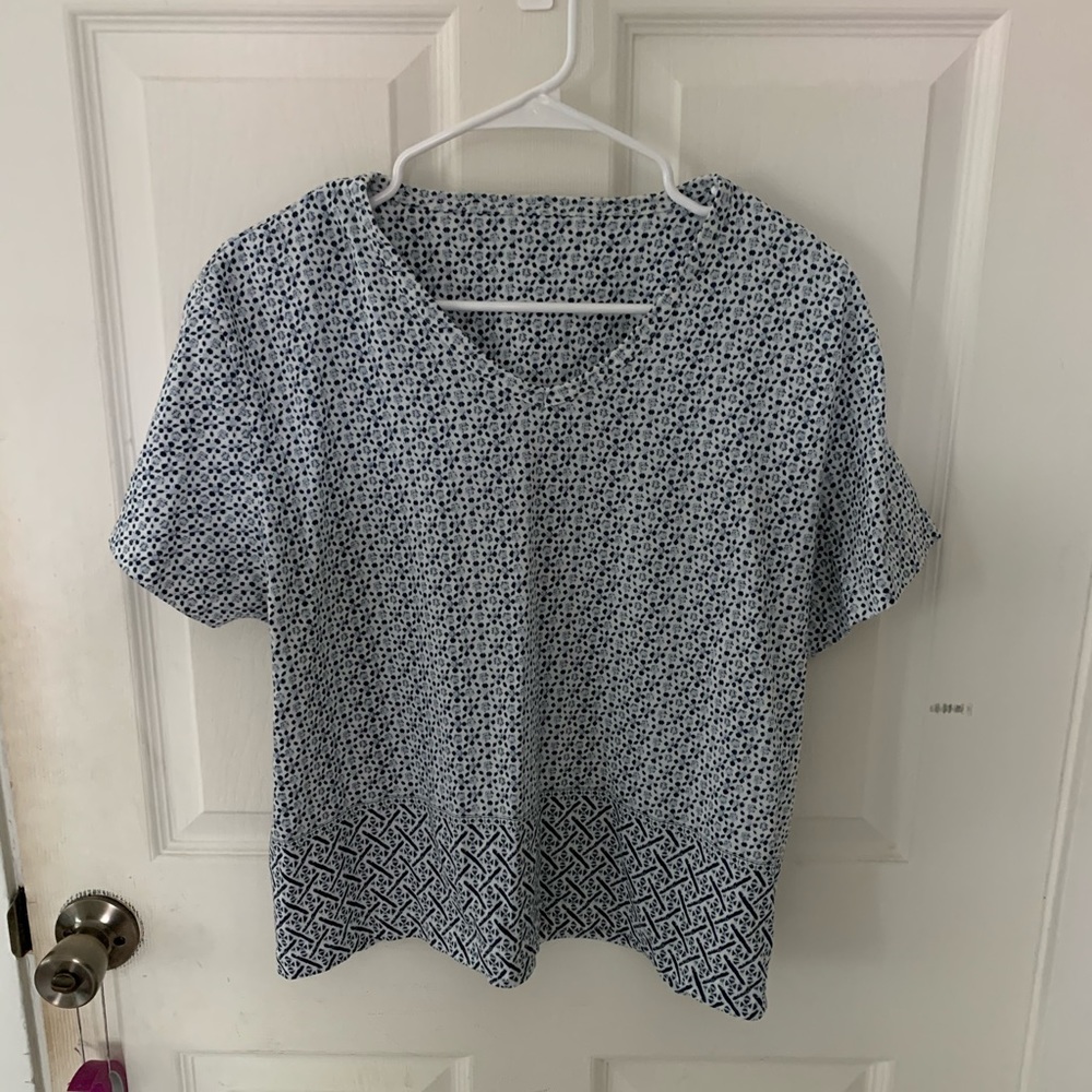 V Neck Blue and White Polka Dot Tee